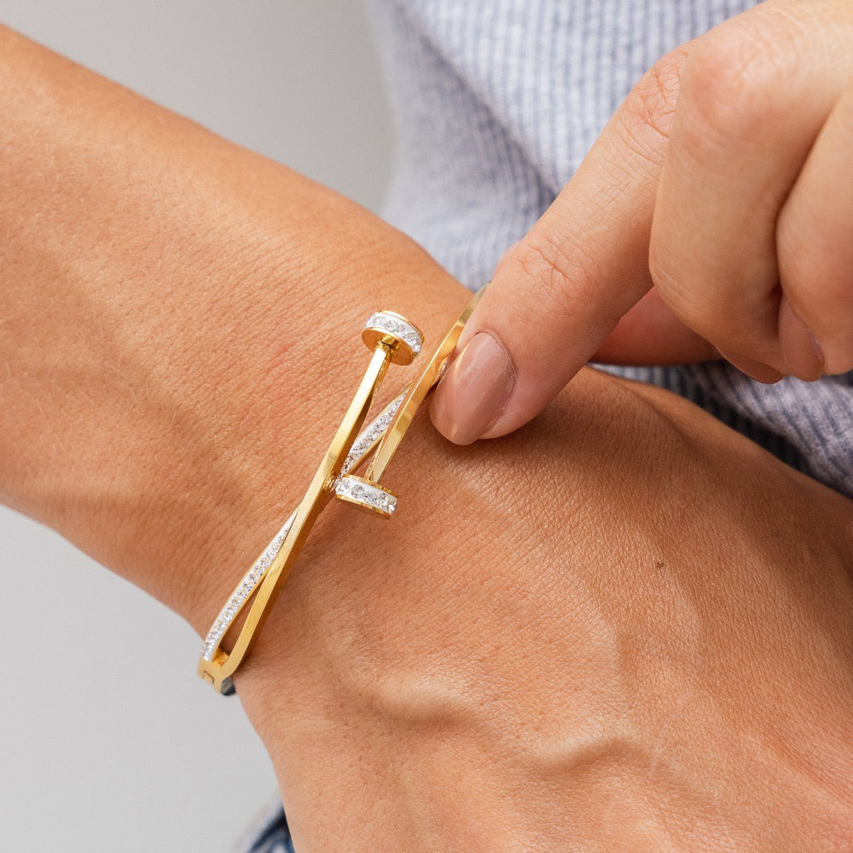 Pulseira de Unha em Pedra - Dourada